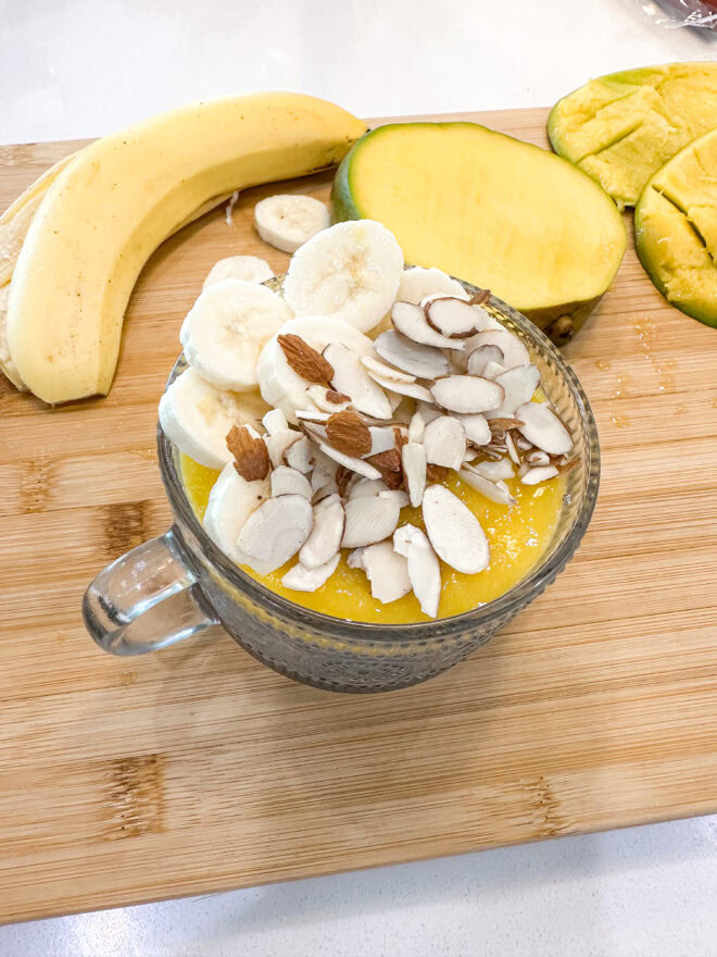chia pudding with mango puree