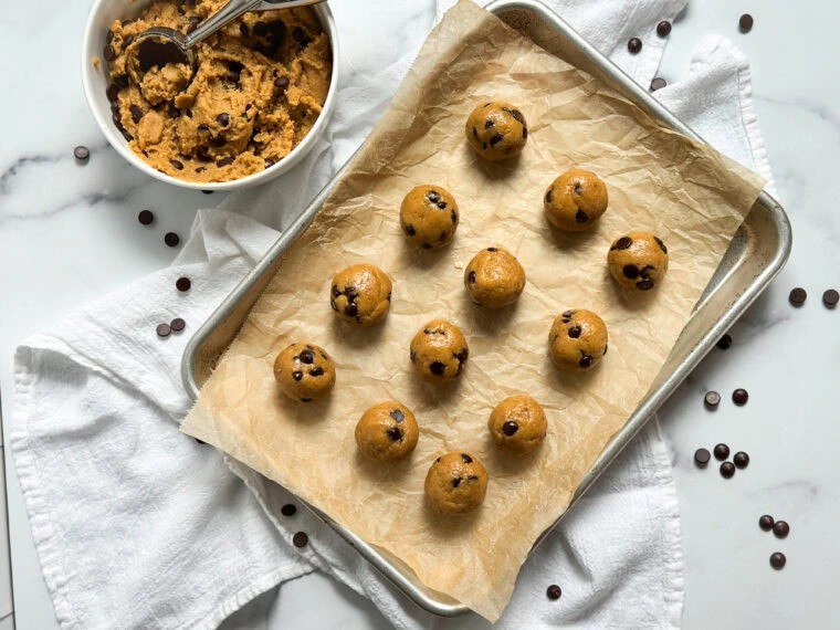 Vegan protein cookie dough